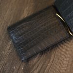 Ví da handmade khâu tay da full da cá sấu thái lan Lano VKT04 mặt trọng